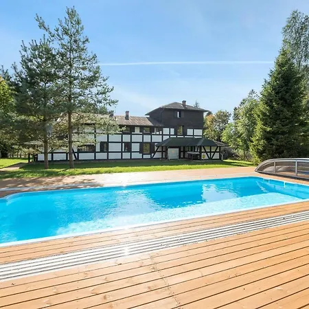 Villa Navy Group - Siedlisko